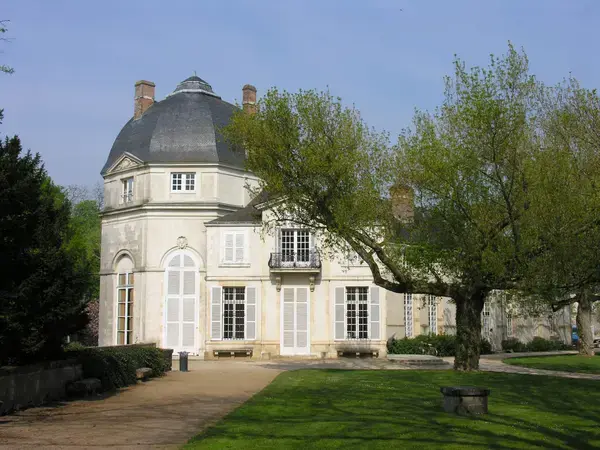 Abri Piscine Télescopique Achat abri de piscine Châteauneuf-sur-Loire
