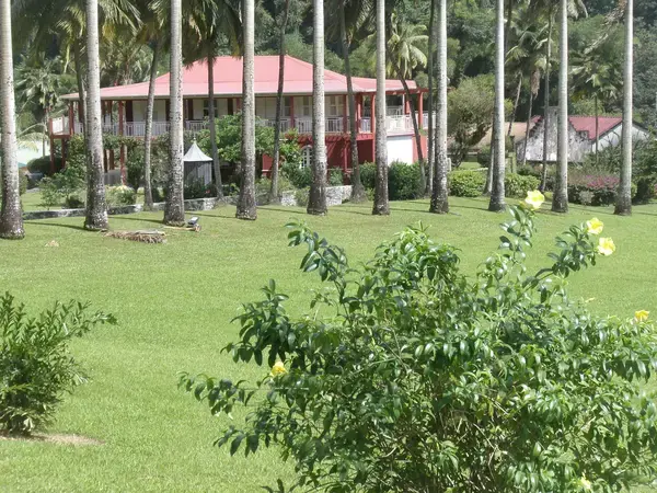 Abri Piscine Télescopique Achat abri de piscine Gros-Morne